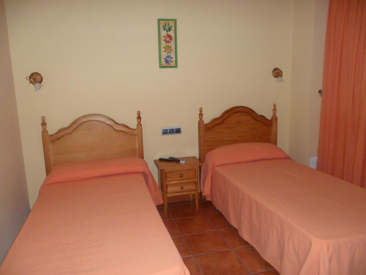 Hotel Rural La Encina Almadén 外观 照片
